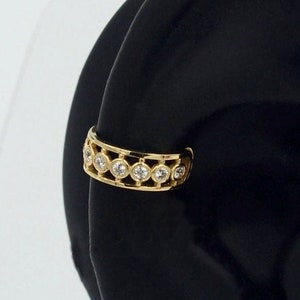 14K Solid Gold Hoop Conch Pierce, Solid Gold Cartilagine Piercing, Multi StoneGold Hoops Piercing, Oro Piercing, Elegante Conch Orecchino