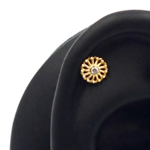 Piercing de hélice solar em ouro maciço 14K, piercing de cartilagem em ouro solar, brinco minimalista em ouro solar, piercing de cartilagem solar, presente de Natal para ela