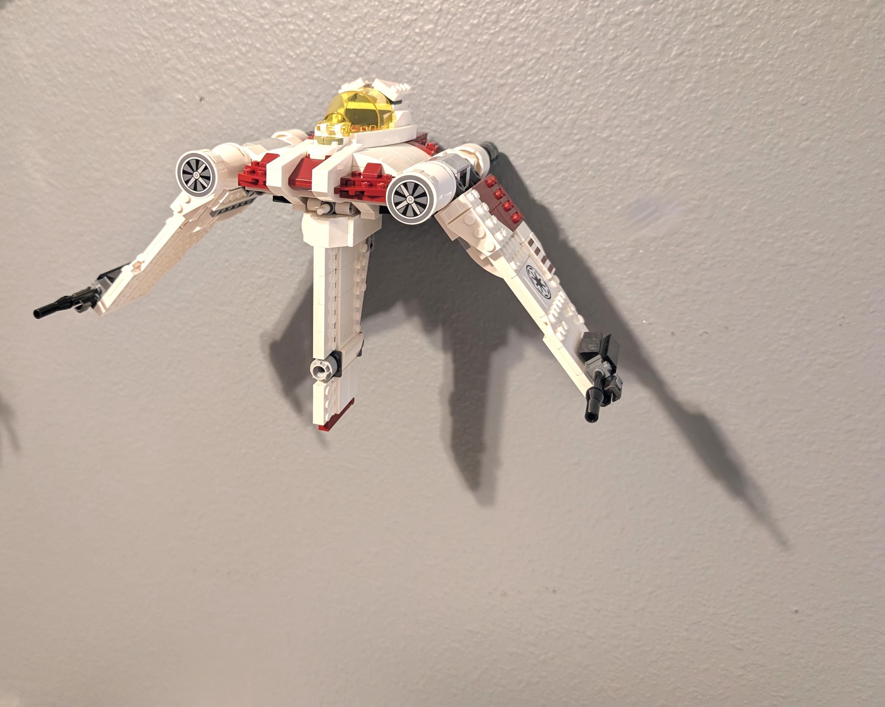 アルティメットディスプレイソリューションズ製 LEGO 75432 V-19