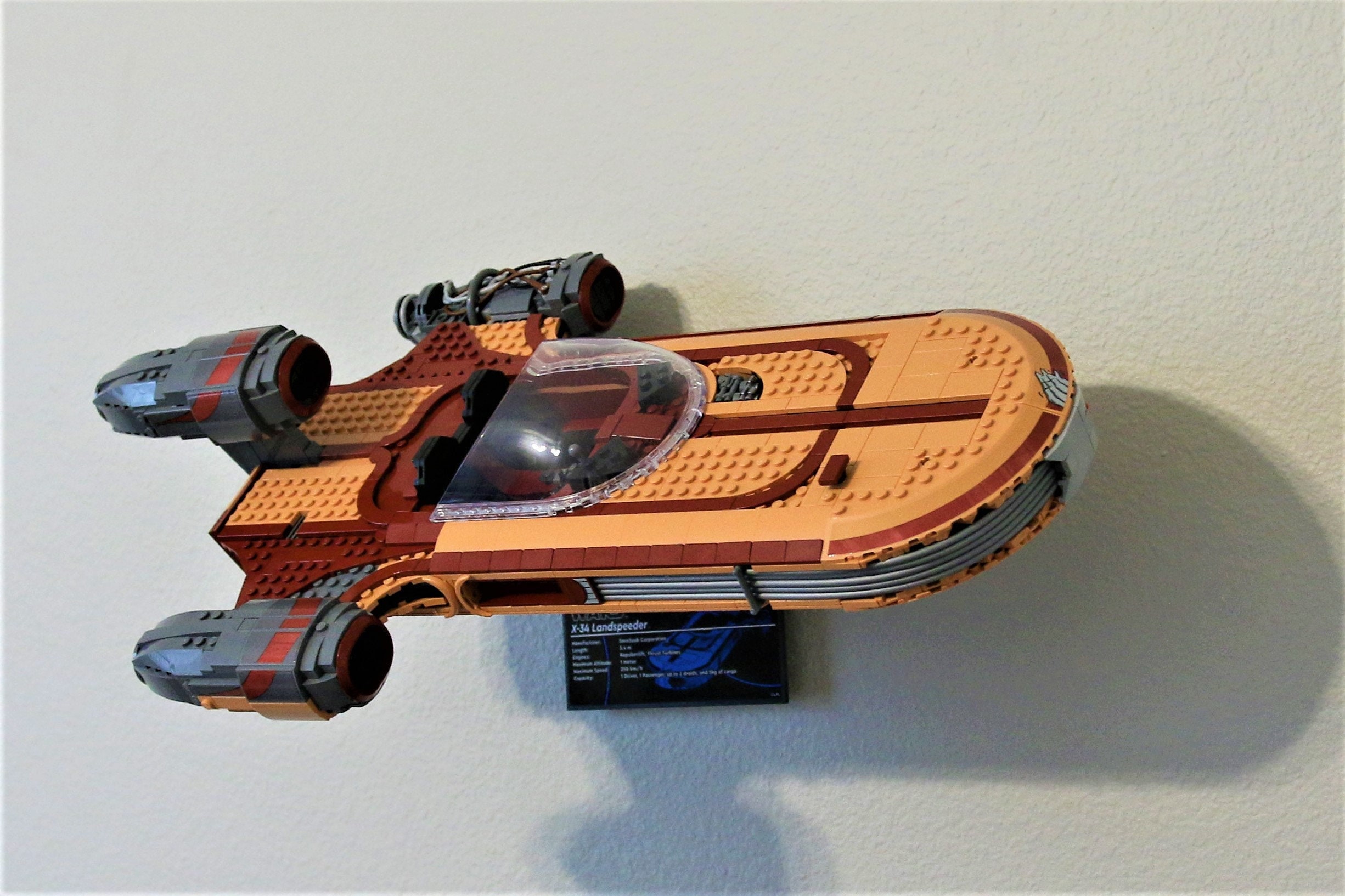 Ultimate Display Solutions Wall Mount Display for Lego 75341