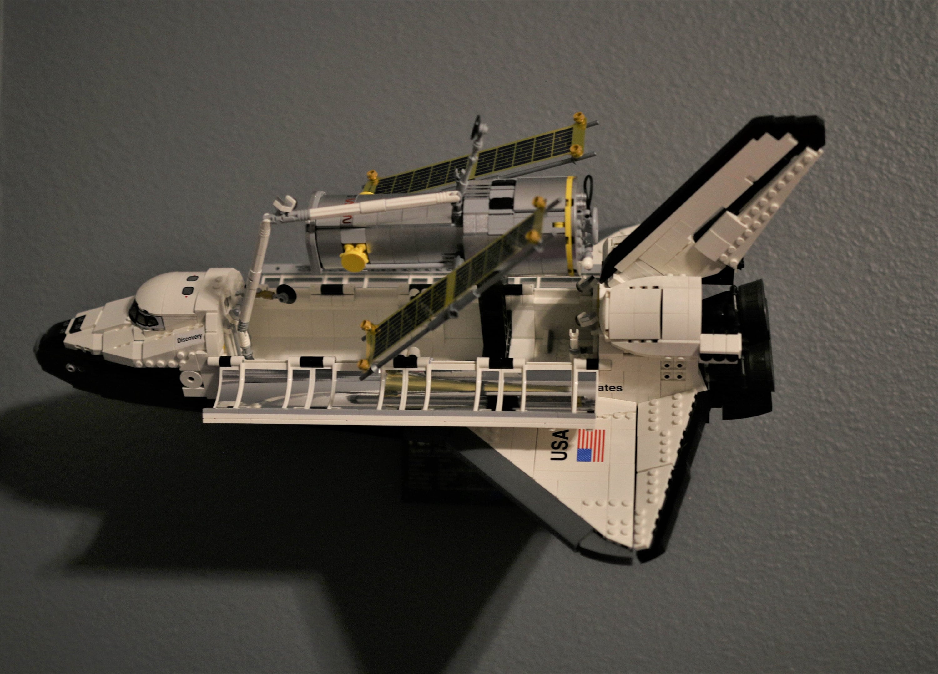Wall Holder For: Lego NASA Space Shuttle Discovery 10283 2in1
