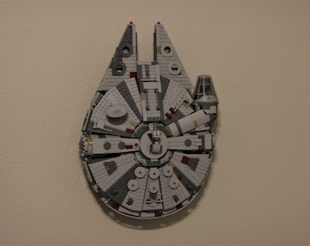 Ultimate Display Solutions wall mount for Lego 75257 Millennium Falcon