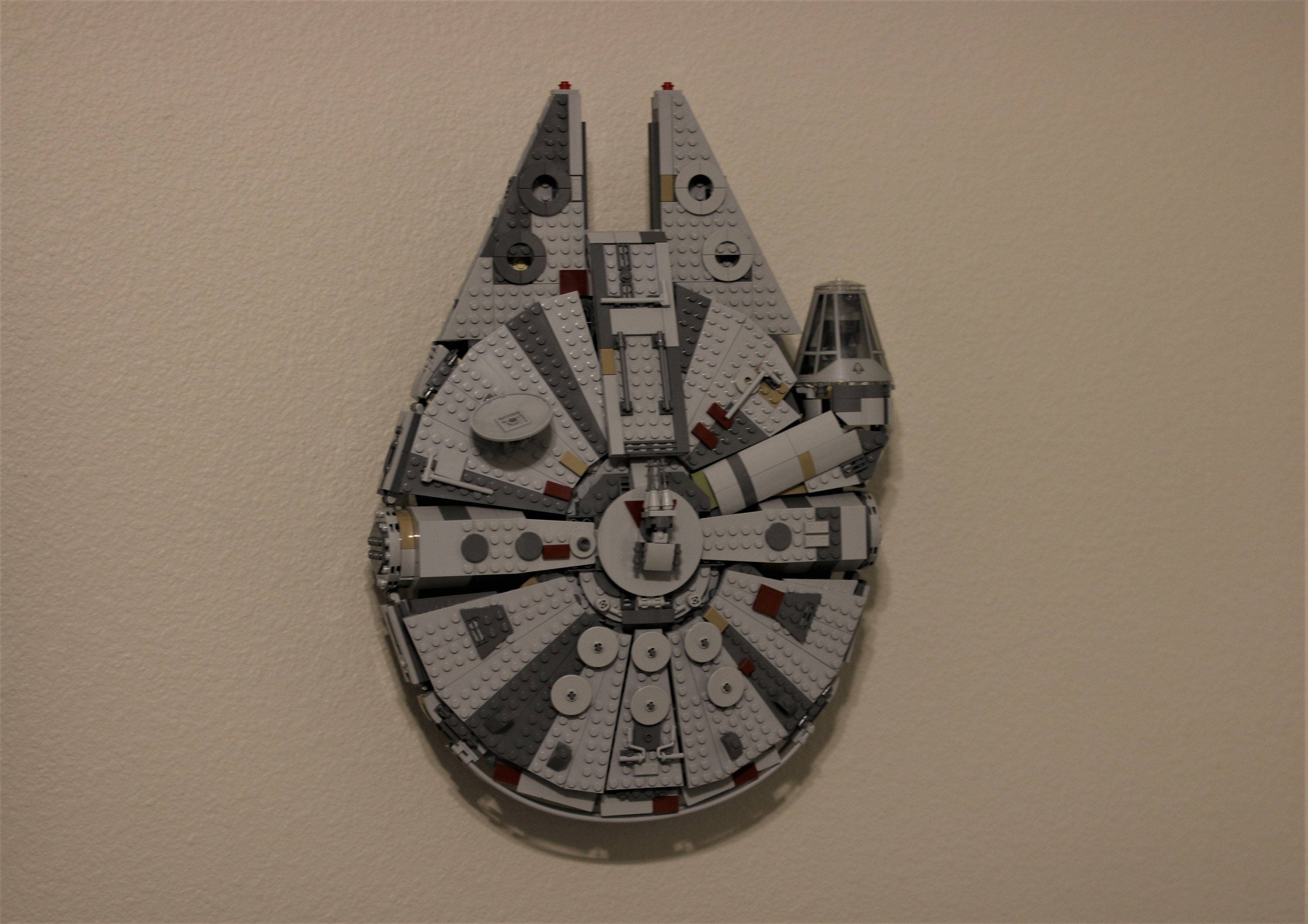 Ultimate Display Solutions Wall Mount for Lego 75257 Millennium