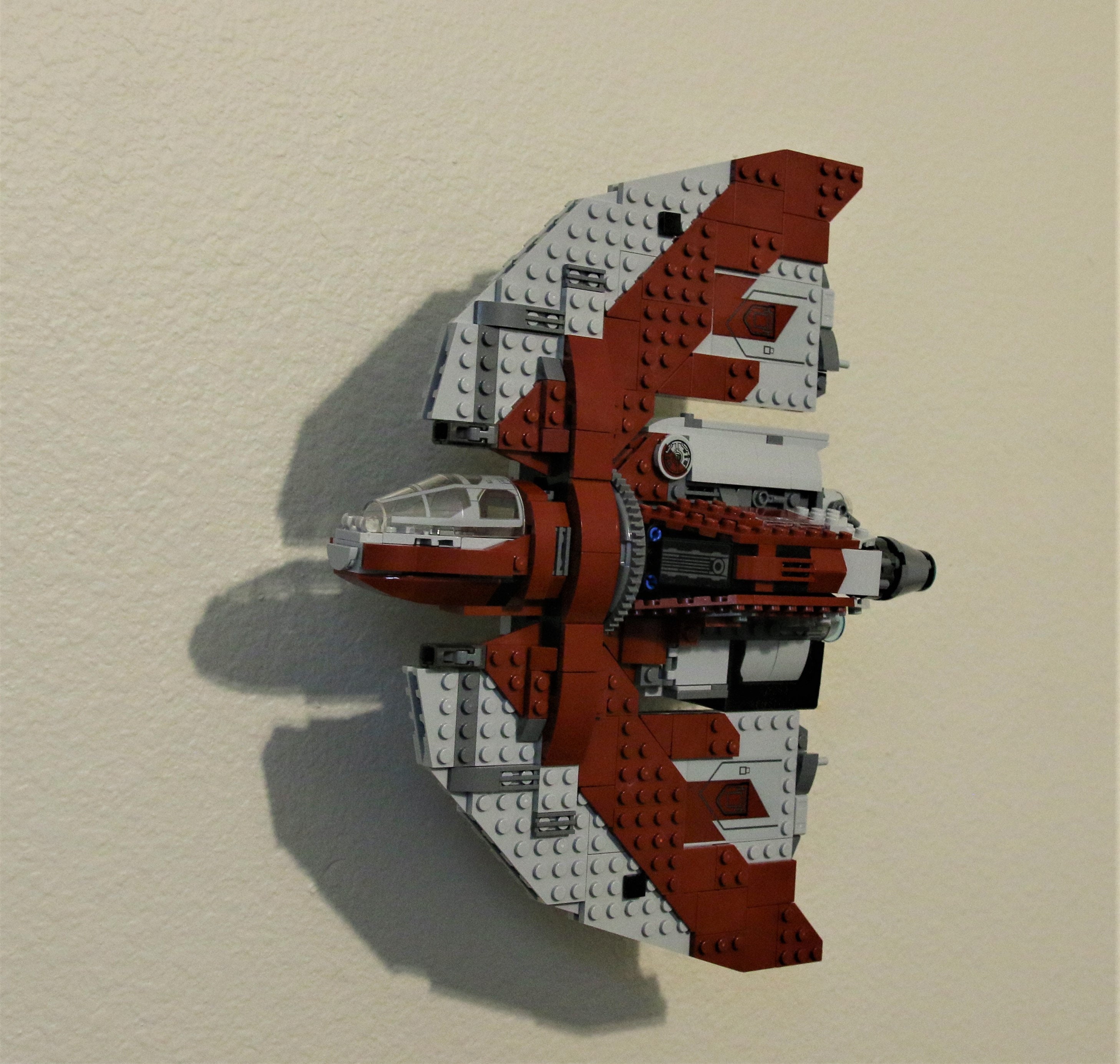 Ultimate Display Solutions Wall Mount Display for Lego 75362