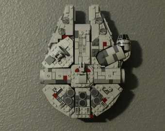 Ultimate Display Solutions wall mount for Lego 75375 Millennium Falcon