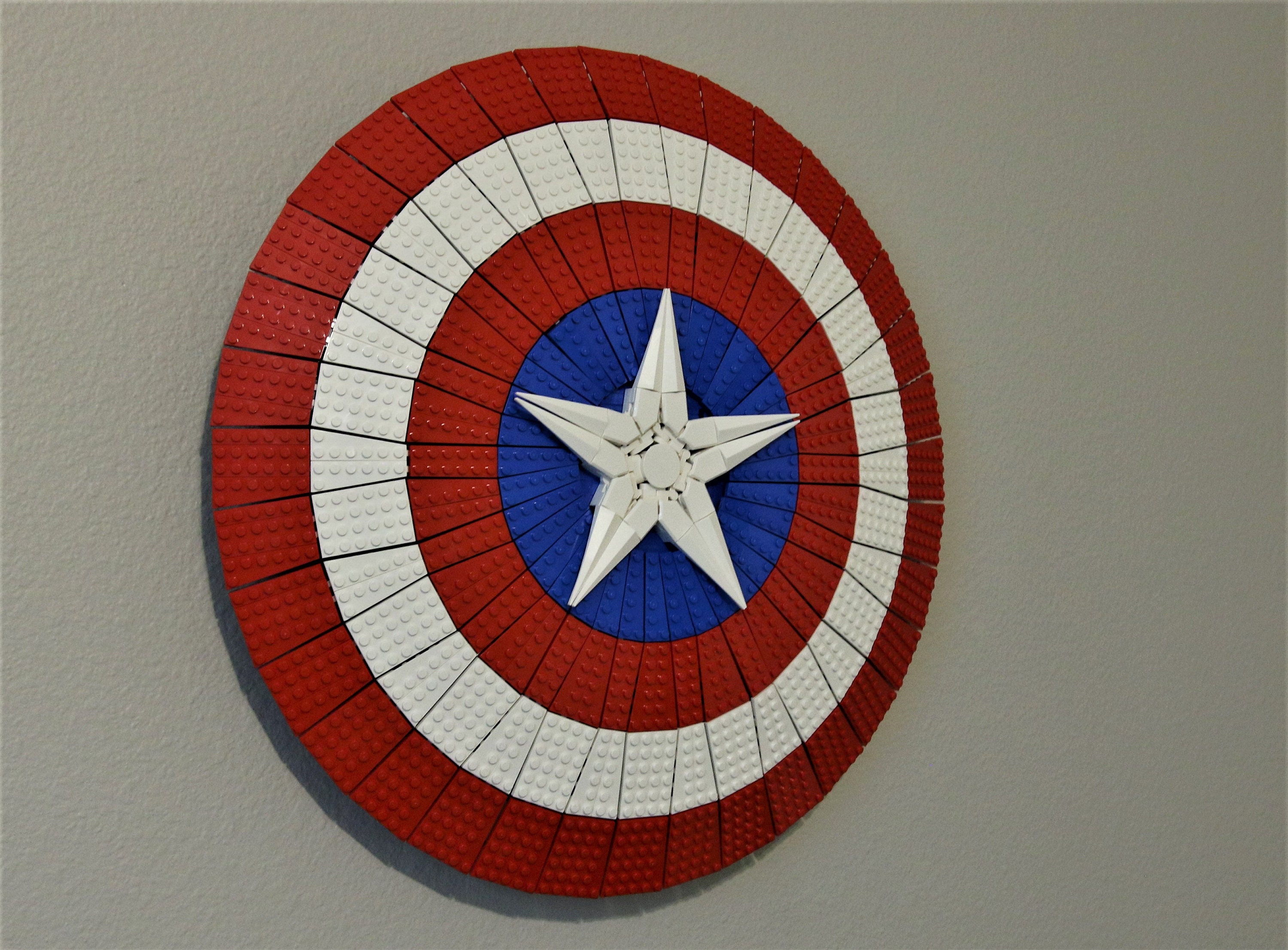 Captain america shield wall mount - Etsy 日本