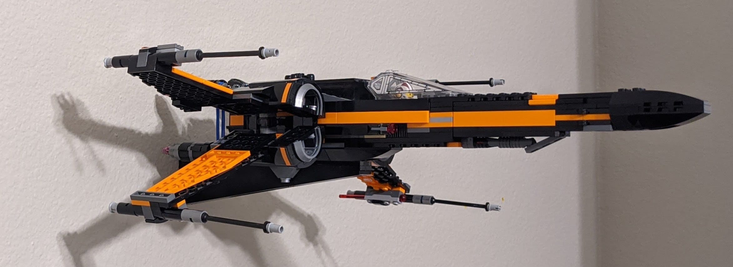 Ultimate Display Solutions Wall Mount Display for Lego X-wing Non