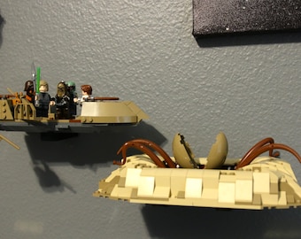 Ultimate Display Solutions wall mount display for Lego 75396 Desert Skiff and Sarlacc Pit