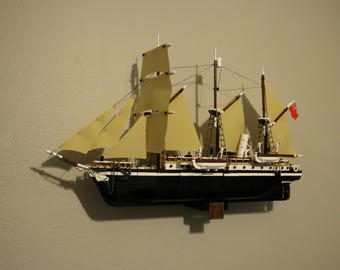 Ultimate Display Solutions wall mount display for Lego 10335 The Endurance