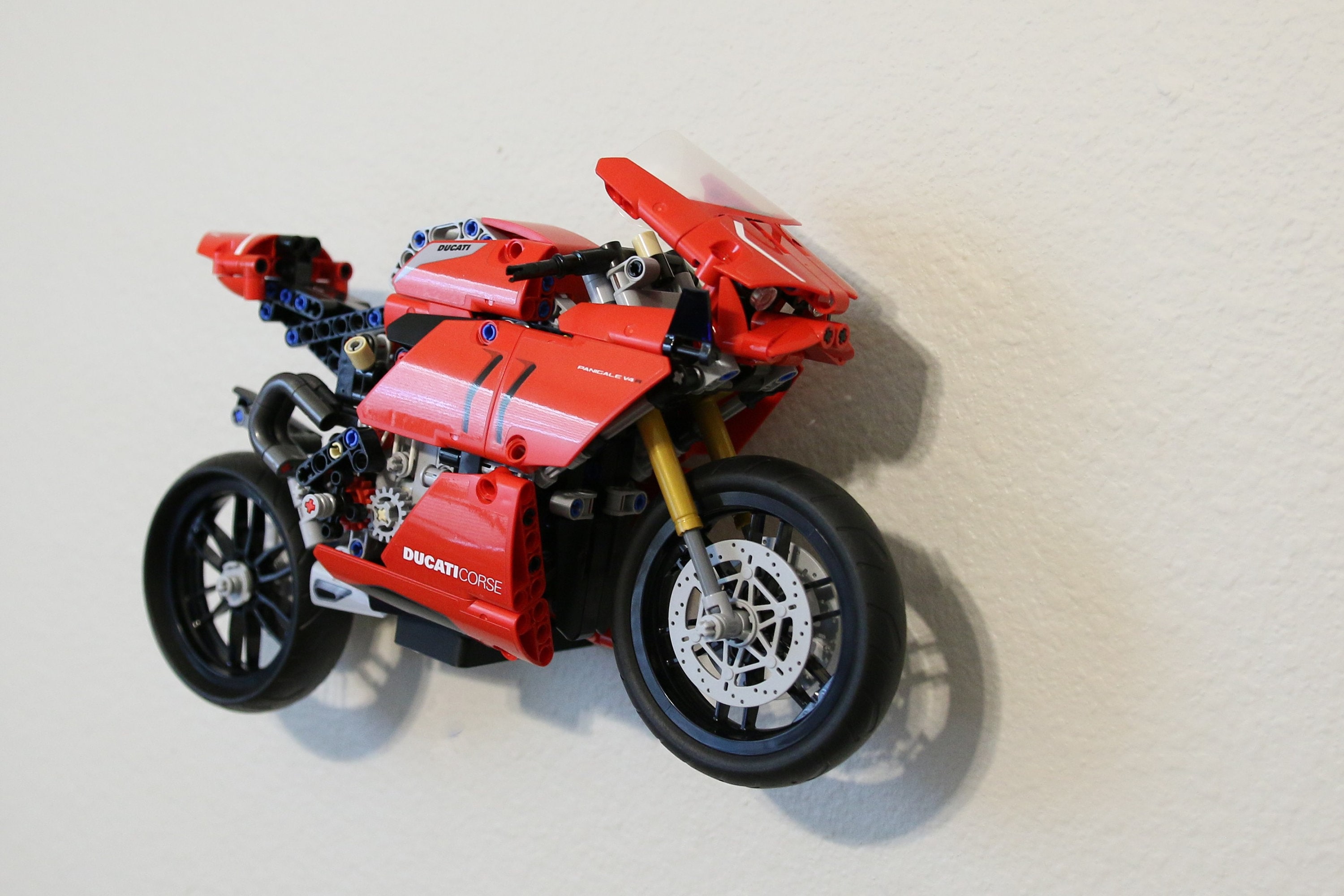 Lego ducati scale hot sale
