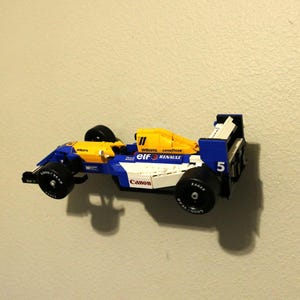 Ultimate Display Solutions wall mount display for Lego 10353 Williams Racing FW14B