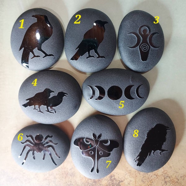 Raven Worry stone, Crow pocket hug, fidget toy adult, goth decor for altar, fertility goddess, moon phases, skull pebble,  pagan gift