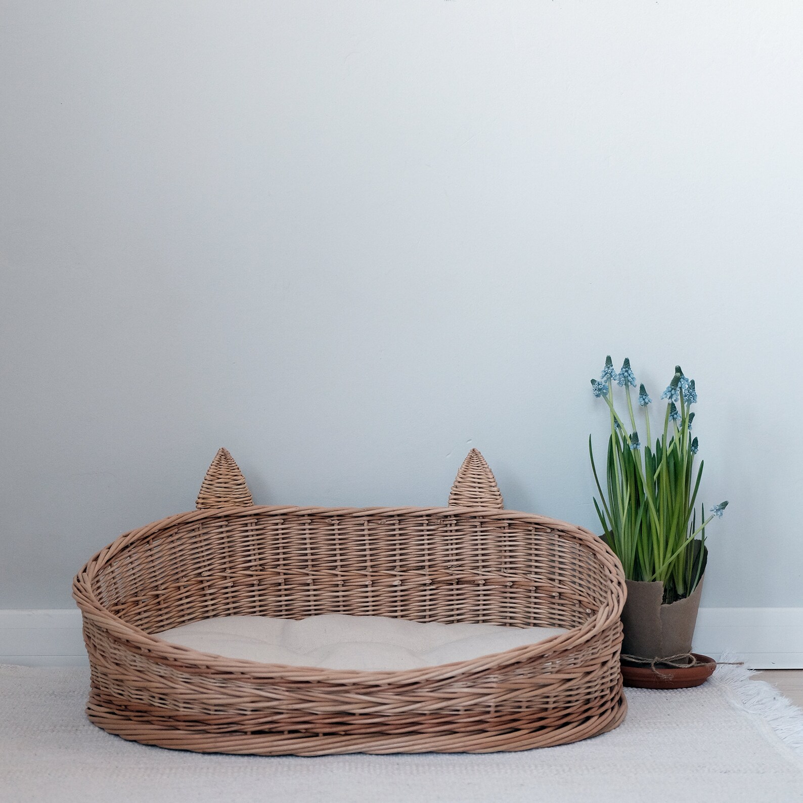 Wicker cat bed vine cat bed Cat Cave Cat basket Etsy