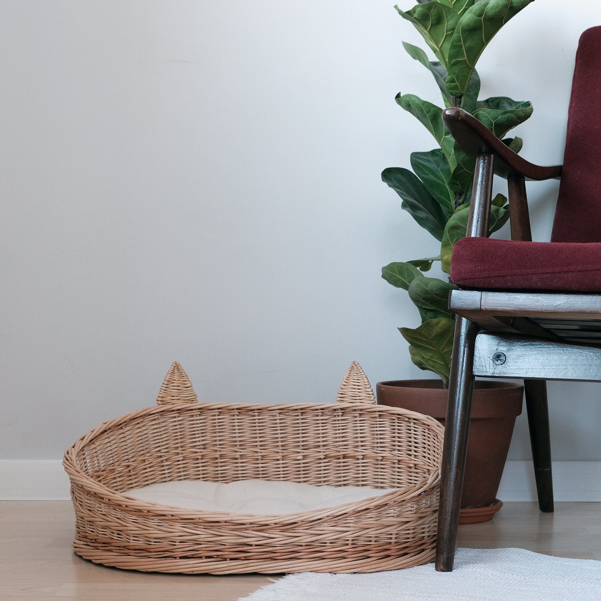 Wicker cat bed vine cat bed Cat Cave Cat basket Etsy