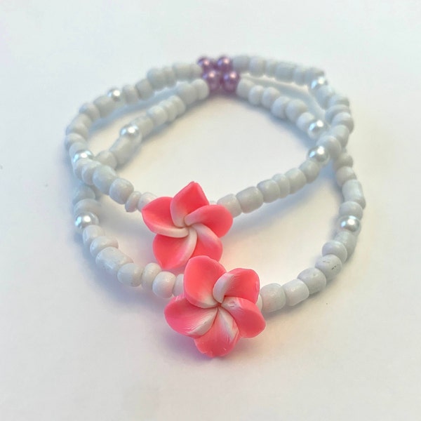 plumeria glass seed bead stretch bracelet (bright pink flower)