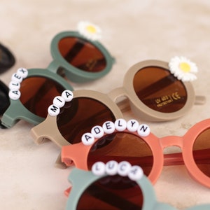 Personalized Names Daisy Sunglasses, Sunglasses With Name, Flower Sunglasses, Baby Girl Sunglasses,  Sunglasses for Kids, Pastel Sunglasses,