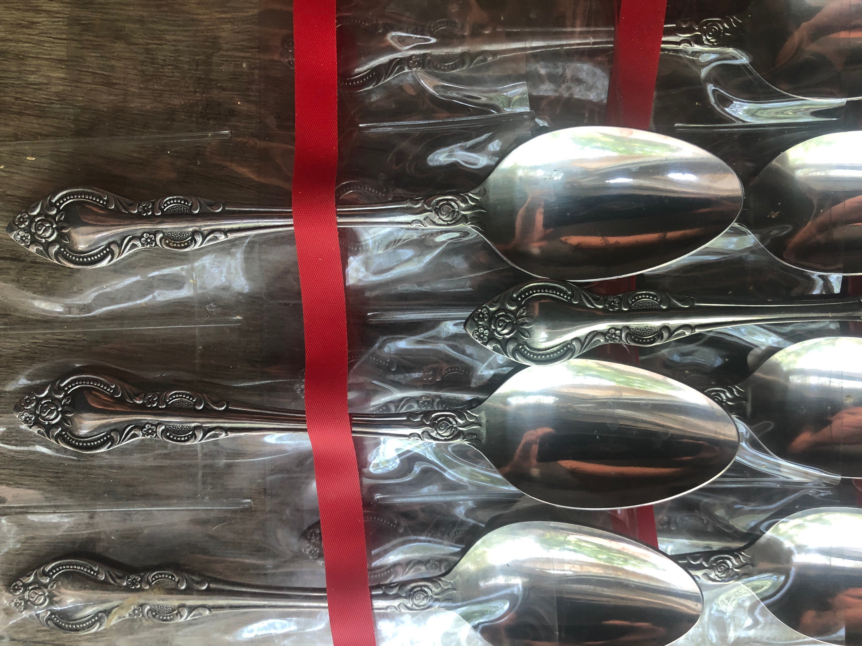 12 Teaspoons Charleston Classic Hanford Stainless Rose Glossy