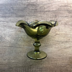 Mid Century Avocado Green Glass Compote Ruffled Pedestal Bowl  Vintage Candy Bowl/Dish Centerpiece Collectible
