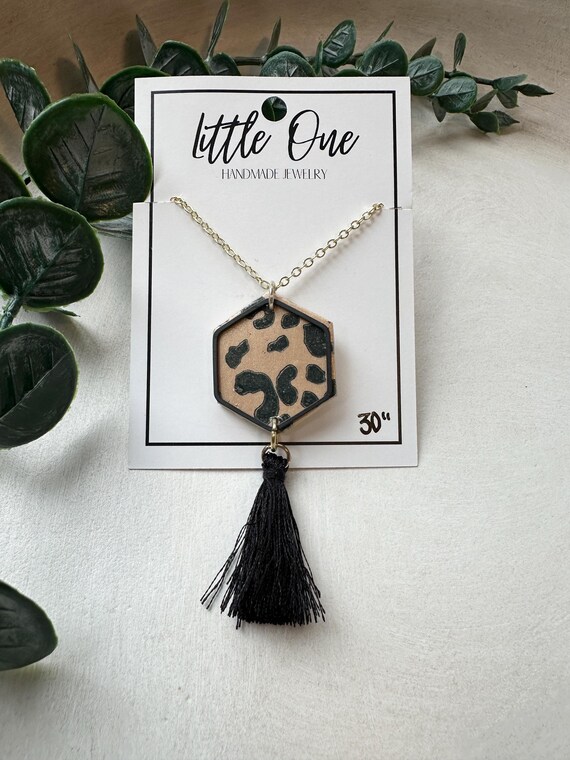 HANDMADE CLAY NECKLACE L Cheetah Print Hexagon Clay Pendant With