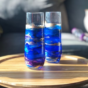 Pair of Vibrant Blue Marbled Stemless Champagne Flutes perfect for a bar or gift for a wedding, anniversary, bachelorette, birthday