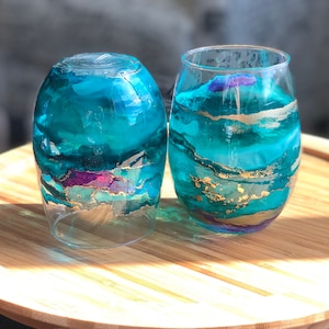 2 Vibrant TURQUOISE/TEAL marbled stemless wine glasses. 15-oz hand-painted. great as wedding, birthday, anniversary, bachelor(ette)