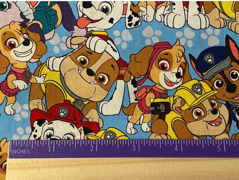 PAW Patrol Dogs Cartoon Character Kids Quilt 100/% Cotton Craft Face Mask Fabric 18\u201d X 21\u201d FQ New