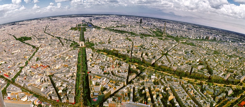 Parijs in Panorama with Eiffel Tower & Arc de Triomphe 2016 image 2