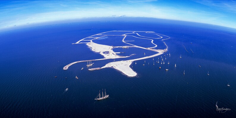 Marker Wadden in Panorama met twee driemasters Nederland 2016 image 2