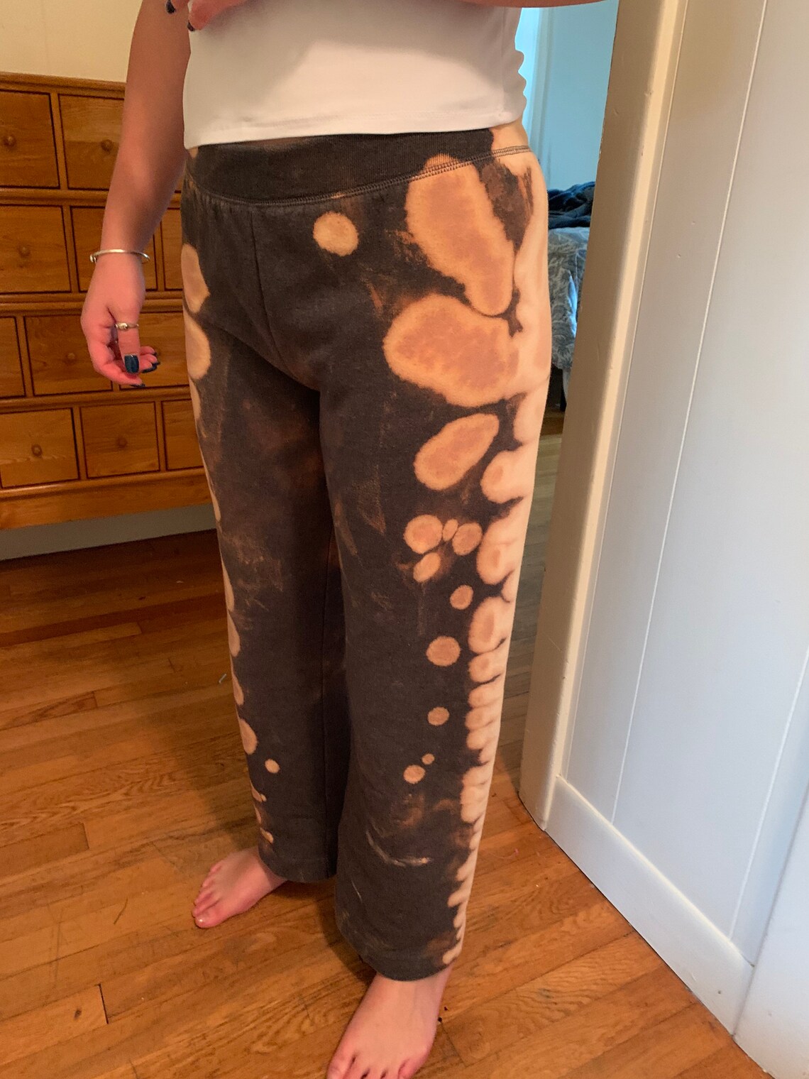 bleach sweatpants diy