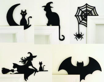 Halloween Door Corner, Halloween Witch, Spooky Décor, Halloween Décor