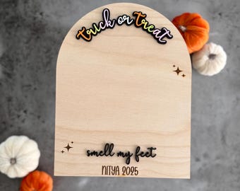 Trick or Treat Halloween Handprint/Footprint Sign, Halloween Keepsake Sign, Halloween DIY Crafts, Kids Halloween, Boo Basket