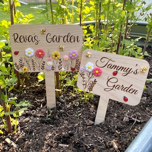 Personalized Garden Marker with Flowers Bees and Ladybugs, Custom Garden Stake, Children's Garden Sign, Garden Plaque, Mother's Day Gift