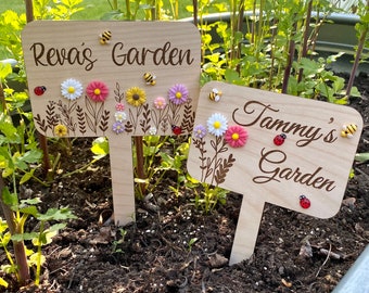 Personalized Garden Marker with Flowers Bees and Ladybugs, Custom Garden Stake, Children's Garden Sign, Garden Plaque, Mother's Day Gift