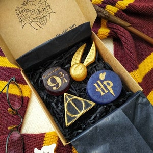 Harry Potter inspired gift set/Caja de regalo de jabones inspirado en Harry Potter / set de jabones mundo magico / handmade/ potter gift box