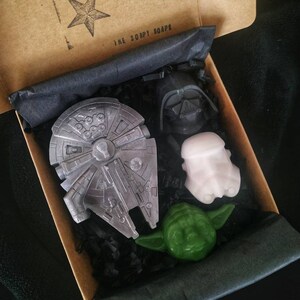 Star Wars inspired gift set/Star Wars-inspired soap gift box/soap set/ handmade gift box/ millenium falcon/ yoda image 2