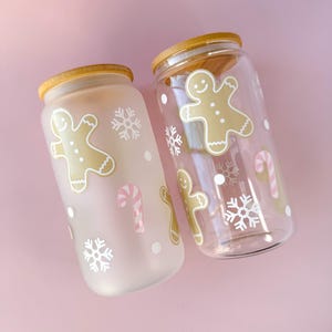 Gingerbread Candy Cane Glass Cup: Frosted Christmas Coffee Can with Bamboo Lid and Glass Straw, 16 Ounce Christmas Cup with Pink Candy Canes