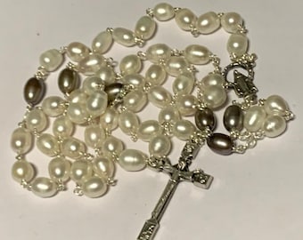 Real cultured pearls Catholic Rosary 8x10 in oval  shape Available in very limited quantities. Rosario catolico, chapelet