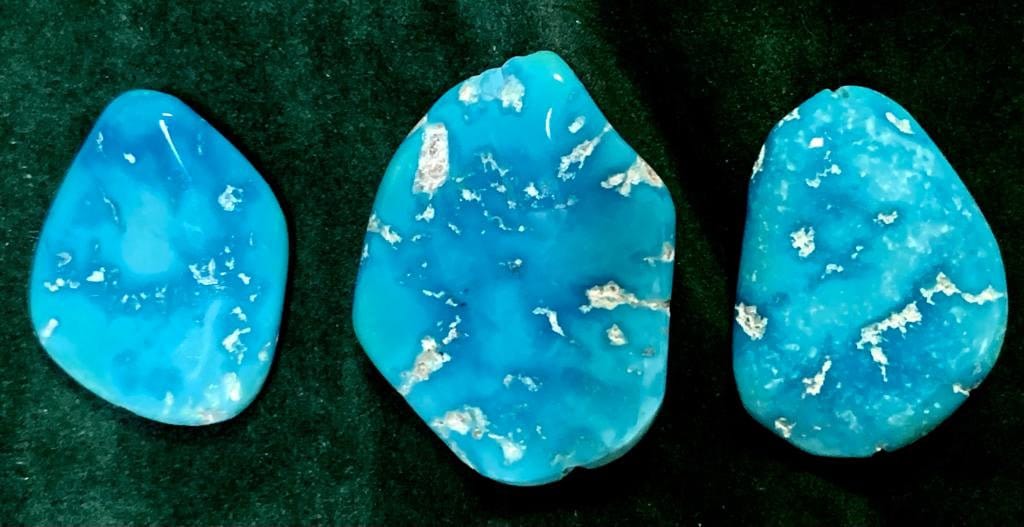NATURAL AMERICAN TURQUOISE Real Sleeping Beauty Set of 5 pcs Free Shape  Old stock