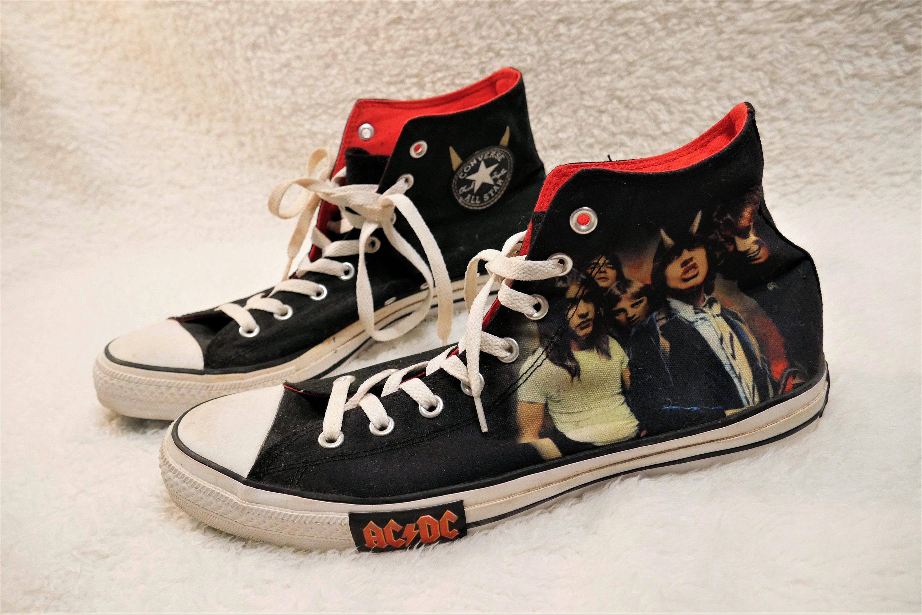 highway to Hell High Converse limited - Etsy