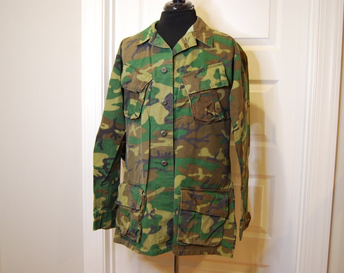 US Army Jungle Camo Slant Pocket Jacket 1970s Medium Long Etsy