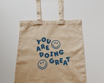 Shop: Minimalist Aesthetic Tote Bag Designs