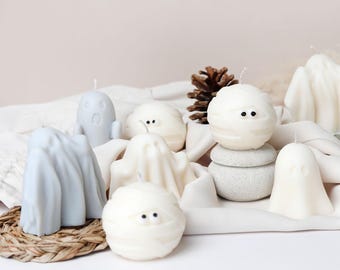 Spooky Mummy Candle: Halloween Gothic Decor