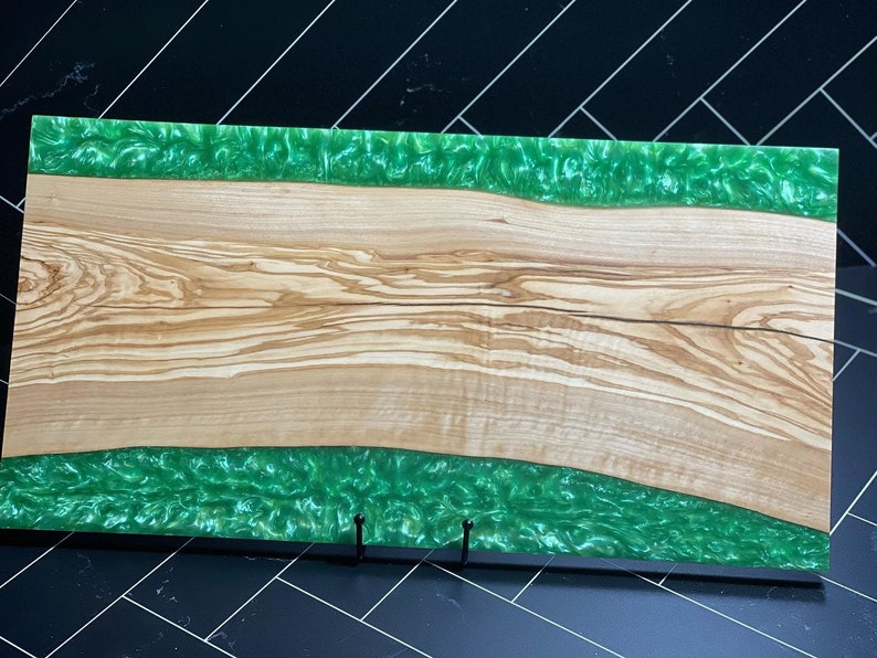LionsheartWoodworks Charcuterie Board - Thumbnail 4