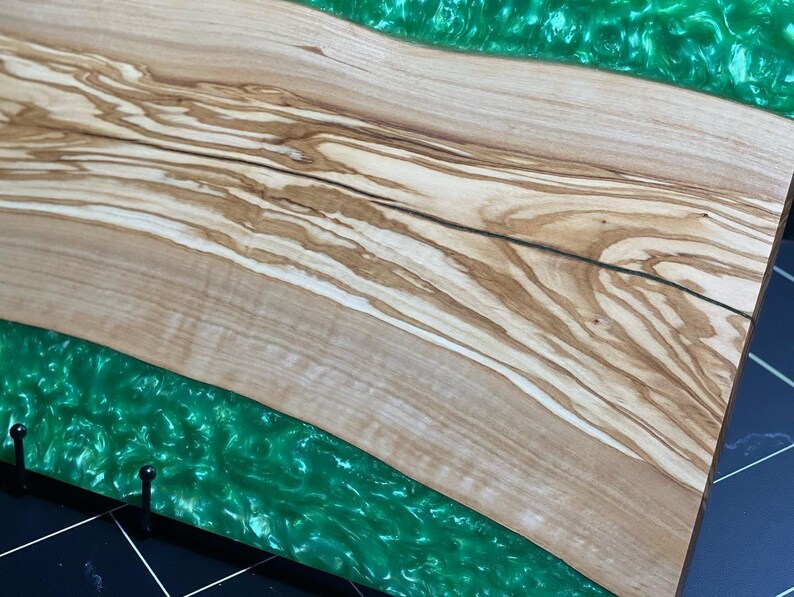 LionsheartWoodworks Charcuterie Board - Thumbnail 2
