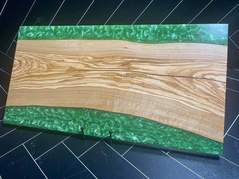 LionsheartWoodworks Charcuterie Board - Thumbnail 3