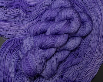 Lavender Sky-Hand Dyed Superwash Merino Yarn, 115g, DK or Worsted Weight, Alberta Canada, tonal purple