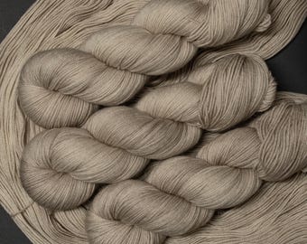 Sand Dune-Hand dyed Superwash Merino Sock Yarn, 80/20 merino/ nylon 115g, 418 yards, beige