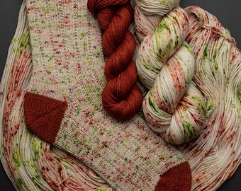 Flecks of Fall-Hand dyed, Superwash Merino Sock Set: 115g + 25g Mini Skein, 80/20 Merino/nylon, approx 510 yards, beige, green and paprika