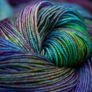 Superwash  Yarn-115g Merino or BFL  Sock , MCN Sock, 100% Merino Fingering- 383m/420 yards, hand dyed in Alberta Canada- Random Attraction
