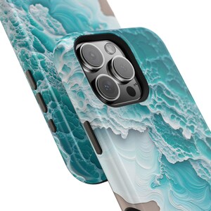 Funda MagSafe con diseño de olas de playa para iPhone / Regalo con estética playera / Funda con carga magnética / Compatible con los modelos iPhone 17, 16, 15, 14 y 13 imagen 7